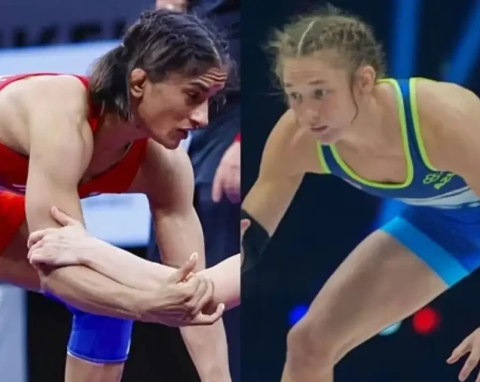 Sarah Hildebrandt vs Vinesh Phogat