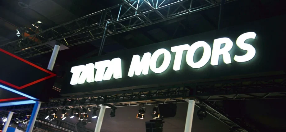 Tata Motors Share Price